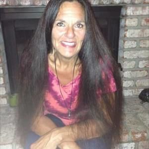 Meet your Posher, Leslie